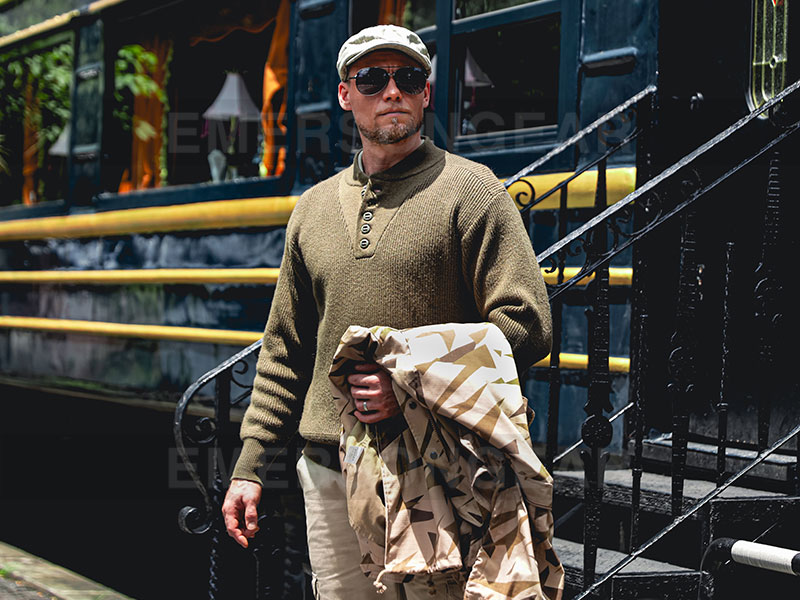 Emersongear Retro Style Warm Work High-Neck Sweater "Snow Fox"